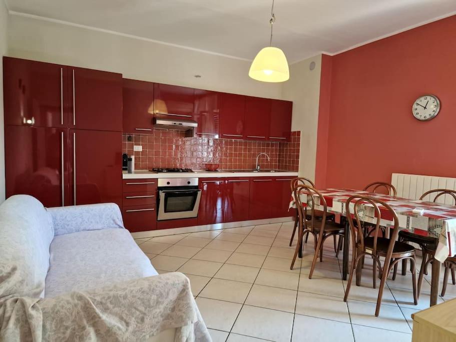 Apartamento 50 Metri Dal Mare - Free Parking E A/C Pietra Ligure Exterior foto