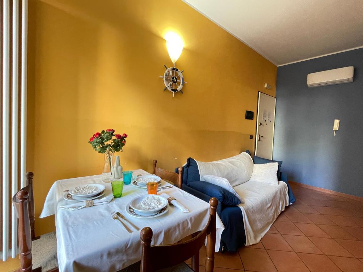 Apartamento 50 Metri Dal Mare - Free Parking E A/C Pietra Ligure Exterior foto