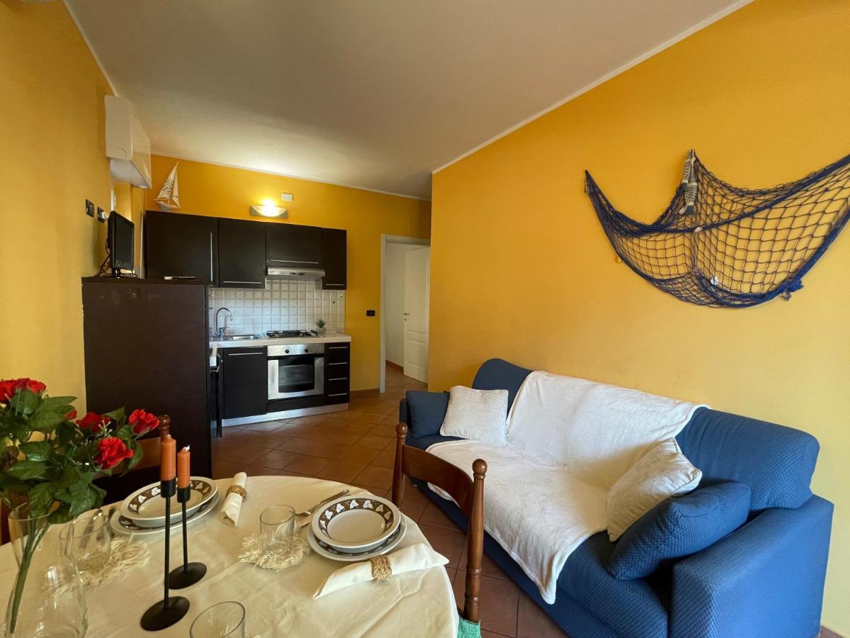 Apartamento 50 Metri Dal Mare - Free Parking E A/C Pietra Ligure Exterior foto