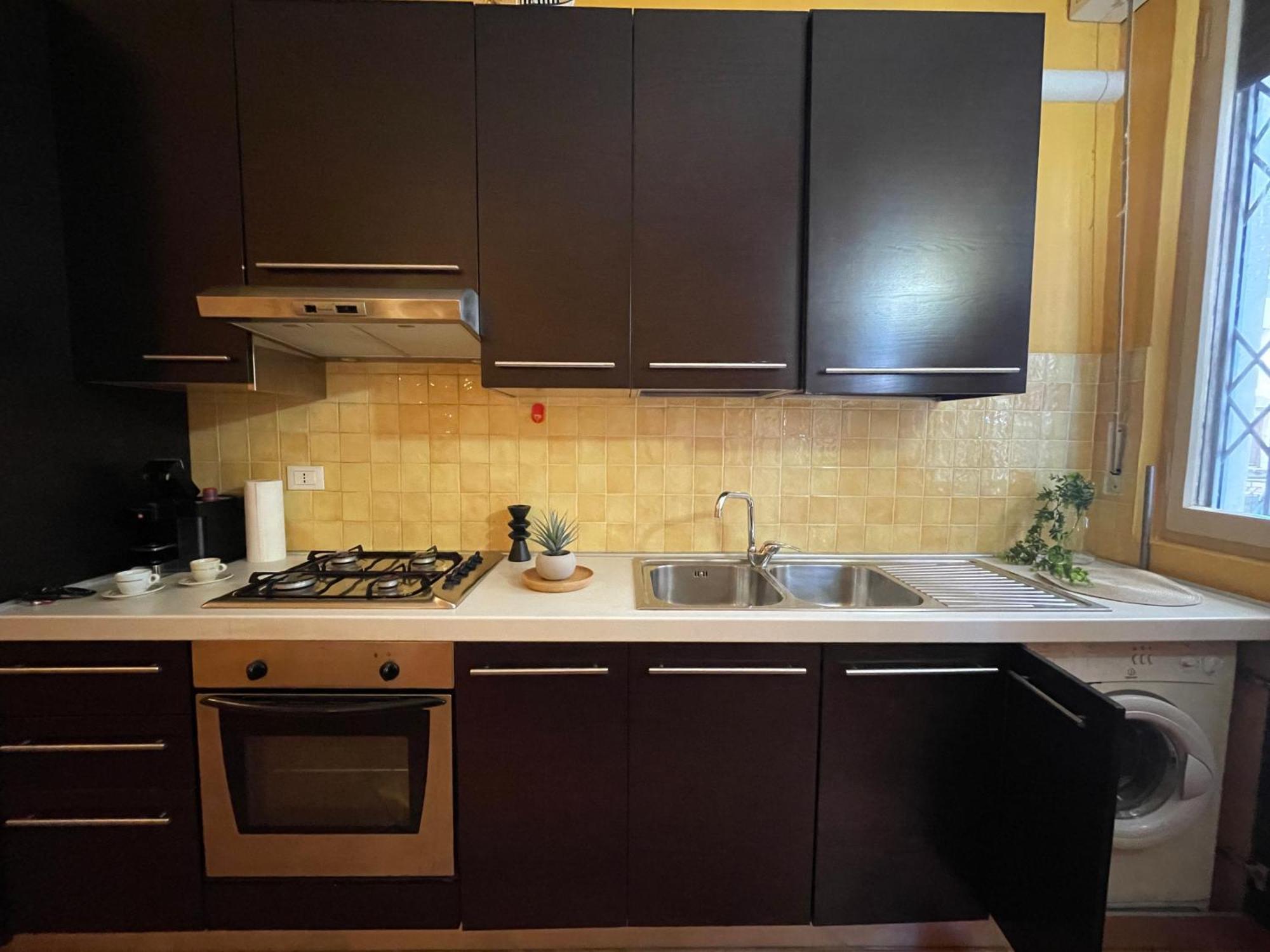 Apartamento 50 Metri Dal Mare - Free Parking E A/C Pietra Ligure Exterior foto
