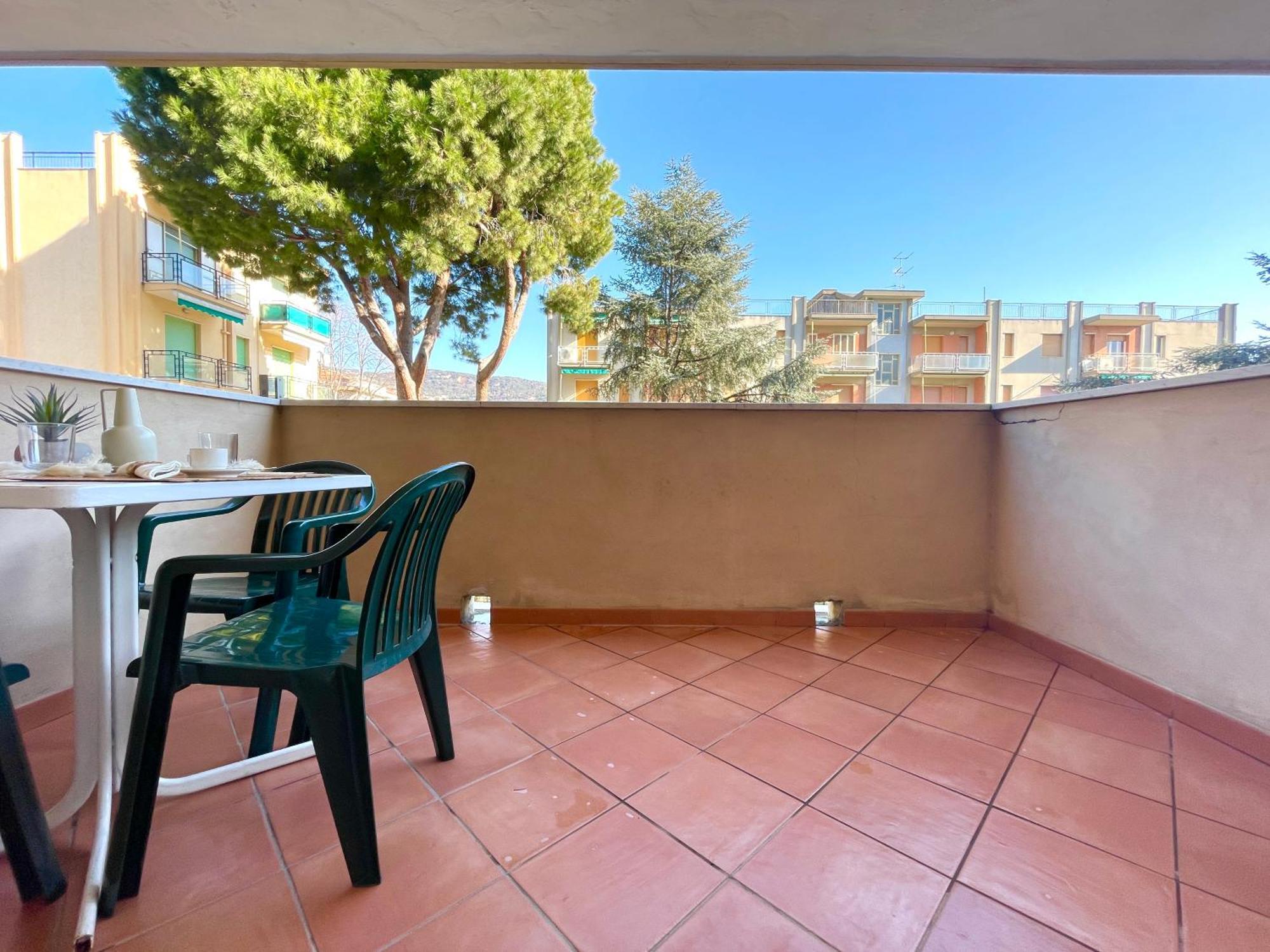 Apartamento 50 Metri Dal Mare - Free Parking E A/C Pietra Ligure Habitación foto